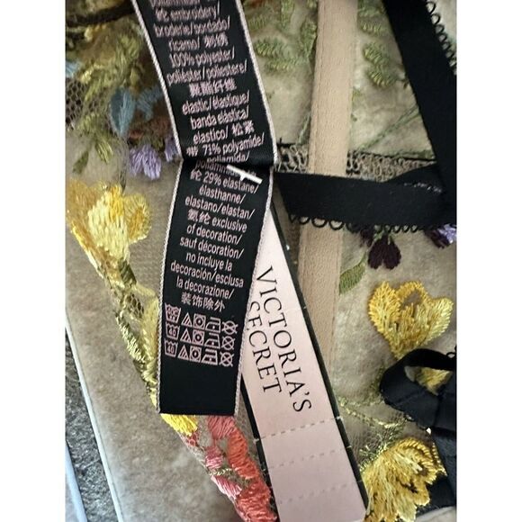 VICTORIA SECRET Dream Angels Floral Embroidered Garter Belt Multicolor XS/S**NWT - Picture 5 of 5